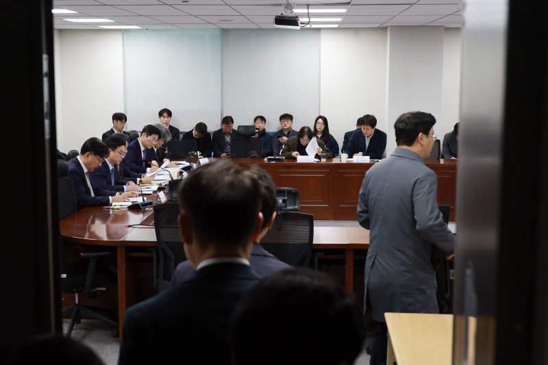 지난 1일 서울 여의도 국회 의원회관에서 스테이블코인 당정협의회가 열리고 있다.뉴시스