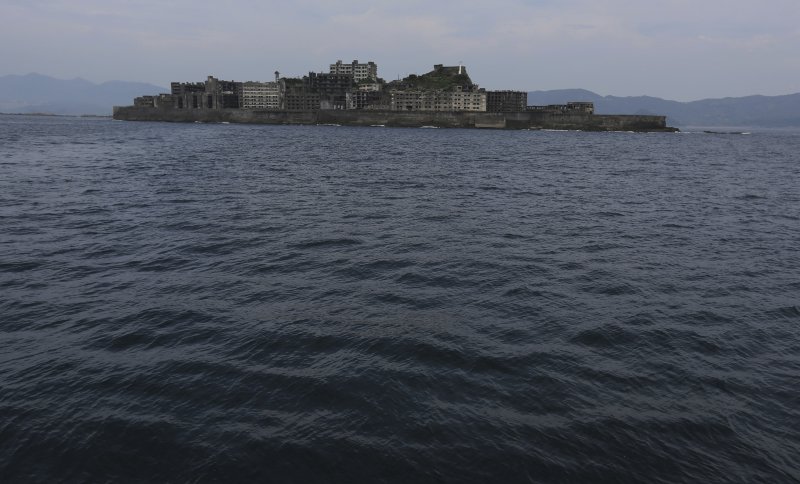 [나가사키=AP/뉴시스]일명 군함도로 불리는 일본 남부 나가사키현에 위치한 하시마(端島). 2022.12.02.