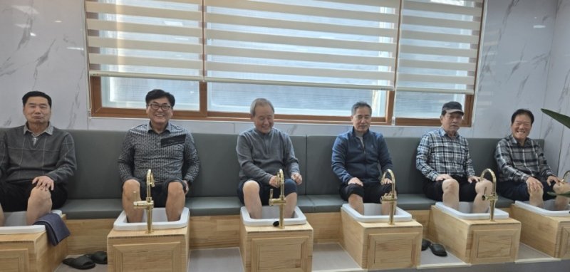 늘행복한실버케어센터 족욕 시설.(늘행복한실버케어센터 제공. 재판매 및 DB금지)/뉴스1