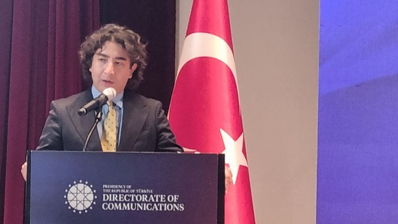 SETA 재단의 미국 워싱턴 본부장인 클르츠 부그라 카나트 박사가 15일 고려대 국제관에서 열린 '튀르키예-한국 전략적 동반자 관계와 그 너머' 행사 개회 인사말을 하고 있다. 사진=이석우기자