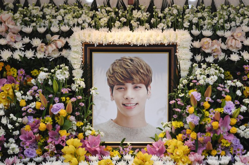 故 샤이니 종현, 벌써 8주기…여전히 짙은 그리움