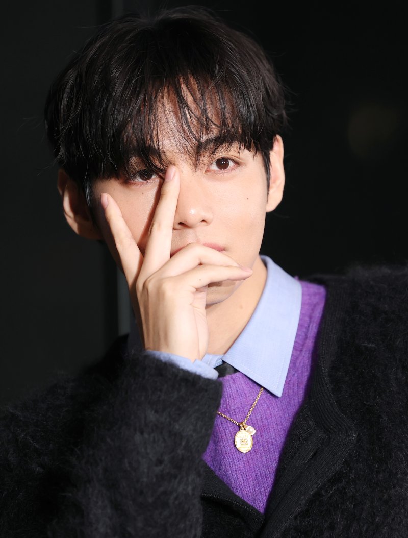 [뉴스1 ★]BTS 뷔, 청담동 꽃댕댕이