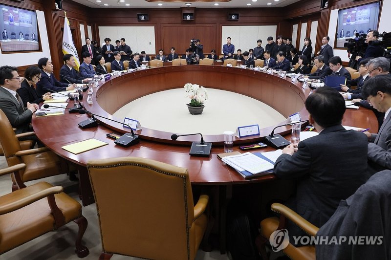 과학기술관계장관회의 주재하는 배경훈 부총리 (출처=연합뉴스)