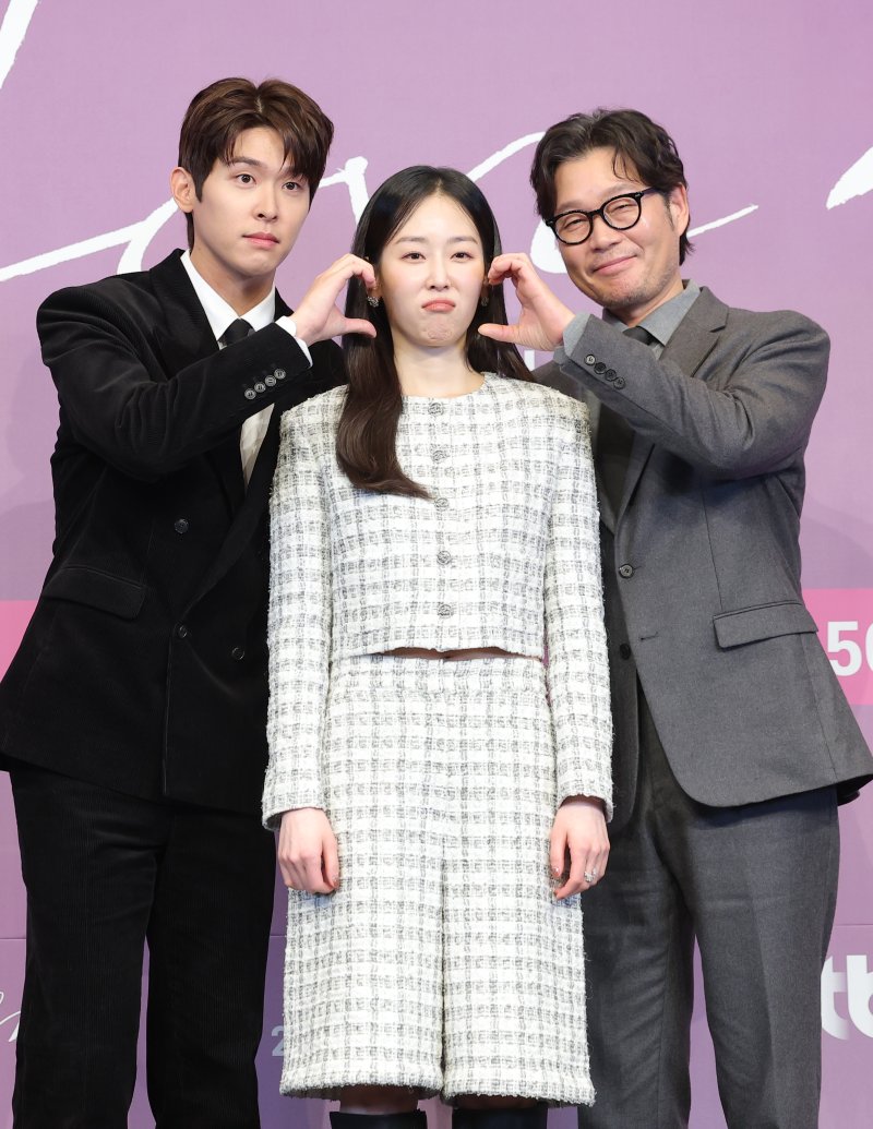 재밌는 키스신 처음 '멜로장인' 서현진, 장률과 멜로→가족애까지 '러브미'(종합)