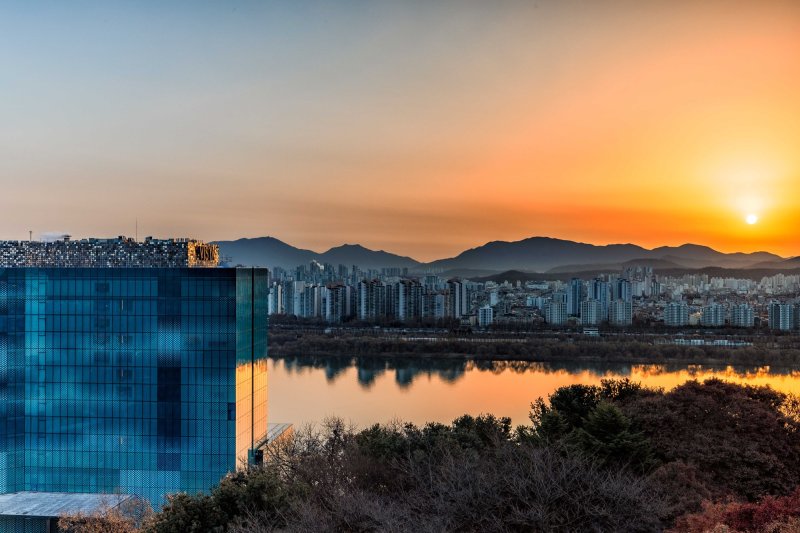 “여보, 보신각 말고 호텔 가자”…새해맞이 ‘추천 리스트’ 어디?