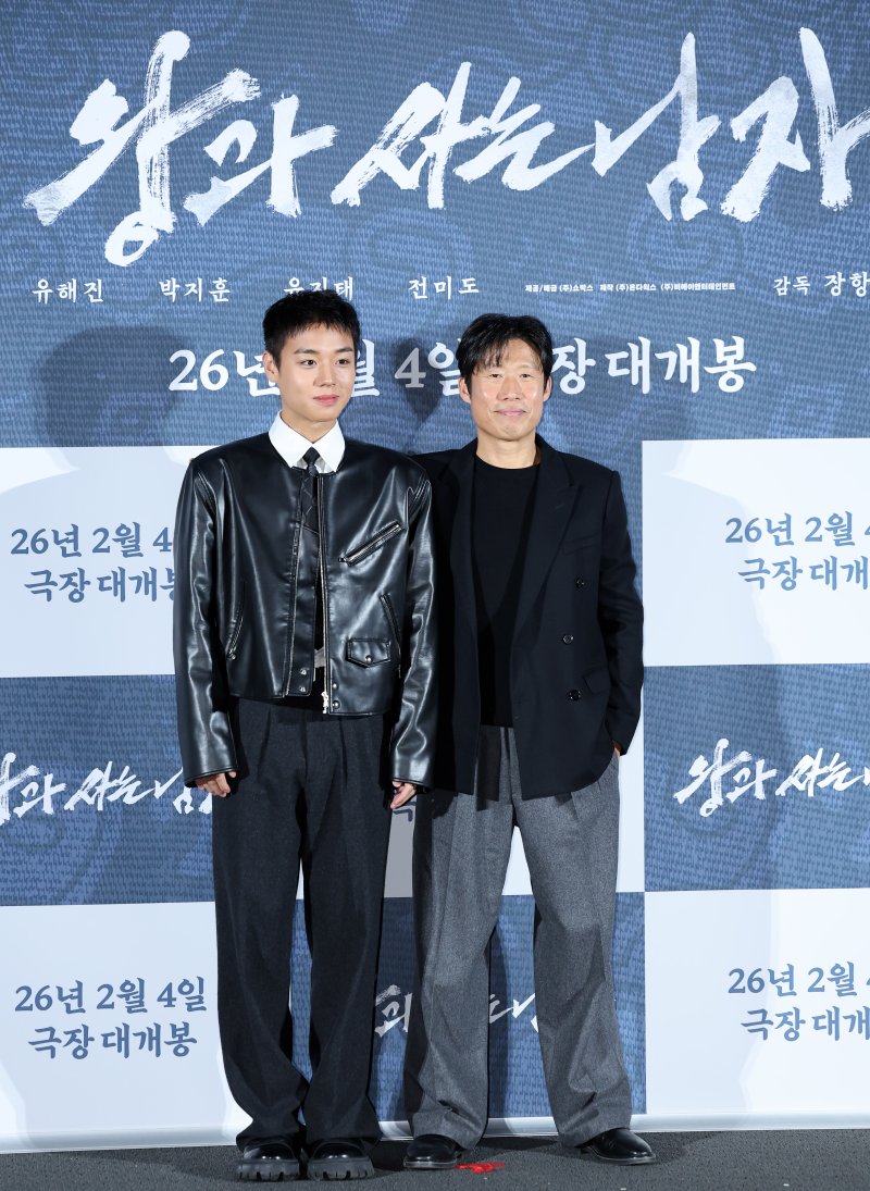 첫 사극 도전 장항준 "김은희 작가의 명에 따랐어요"