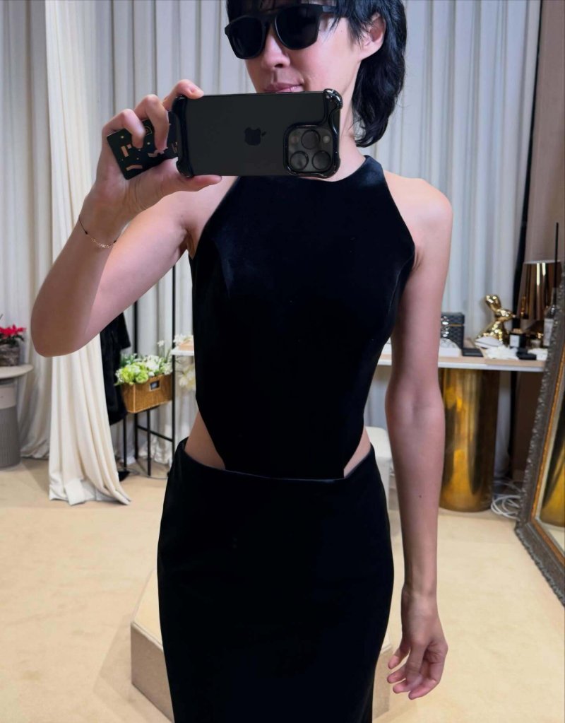 홍진경, 파격 골반 절개 패션…치명적 섹시미 [N샷]