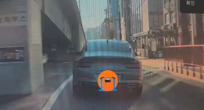 "5초 차로 목숨 구해"…하늘에서 떨어진 대형 철제에 '아찔' [영상]