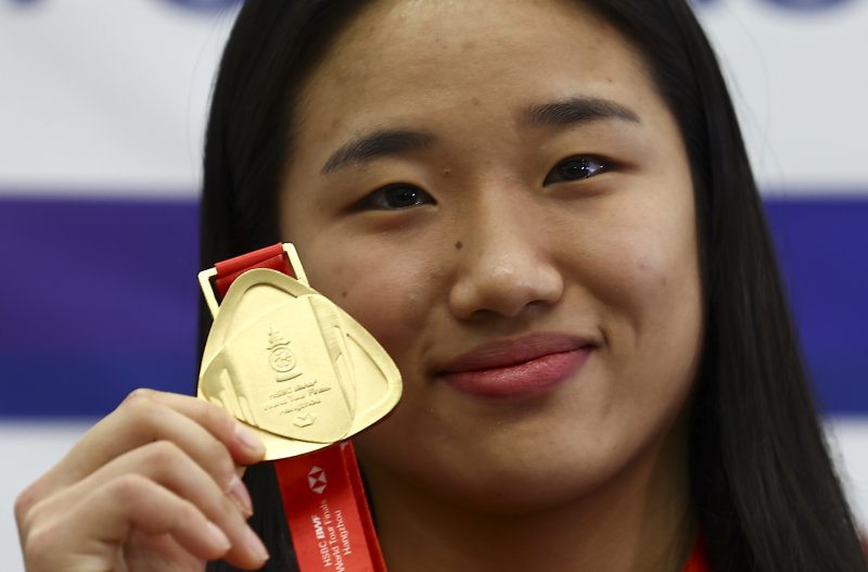 "이게 꿈인가요?" 11개 트로피 휩쓴 안세영, 하지만 "내년엔 더 깰 것" 공포의 선전포고