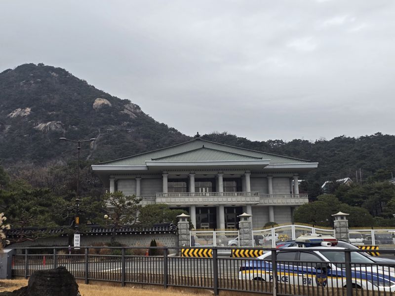 [르포]다시 돌아온 '청와대 시대'…상권은 '들썩'&middot;주민은 '걱정'