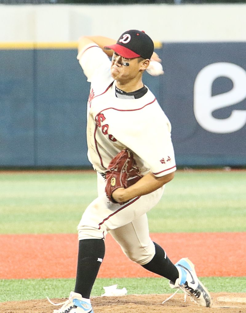 "이게 고교생 어깨라고?" 뿌리면 153km... KIA가 침 흘리는 '괴물 유격수'의 정체 [아마야구 오리진]