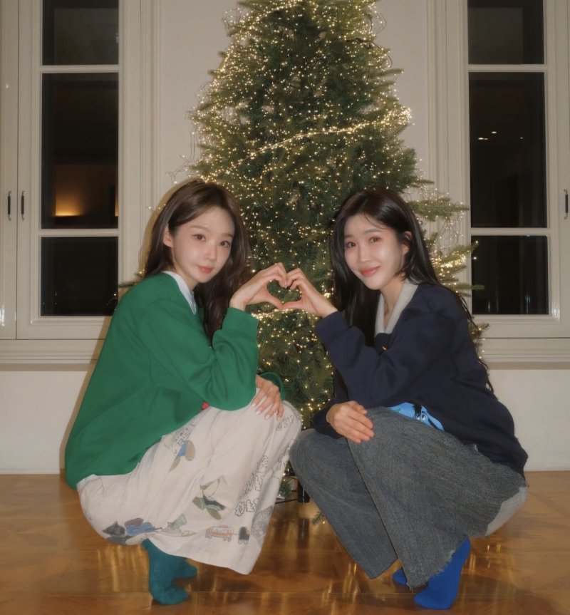 '개그 듀오' 다비치, 크리스마스도 즐겁게 "행복한 다비치네"