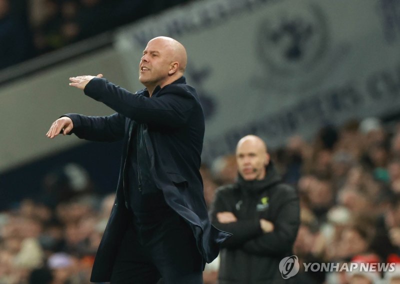 화 난 슬롯 감독 (출처=연합뉴스)