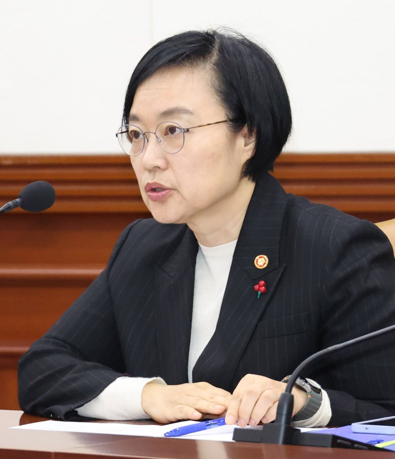 中企CEO 셋 중 한 명은 60세 이상… M&A로 후계자 찾는다