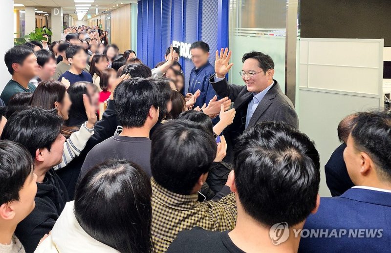 이재용 회장, 반도체 캠퍼스 찾아 미래기술 점검 (출처=연합뉴스)