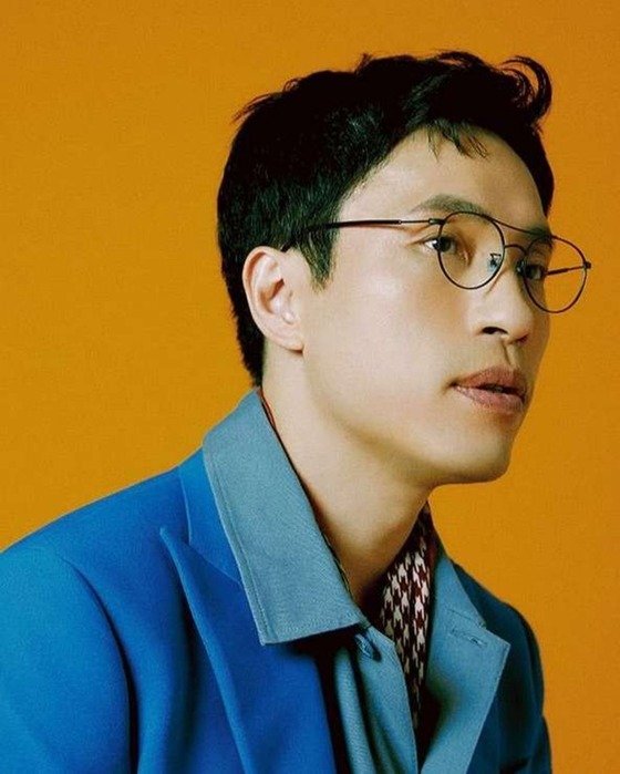 마음 무거워 윤종신·허지웅→정용화…故 김영대 평론가 추모(종합)