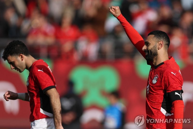 "홍명보 감독님, 해법 나왔습니다" 남아공, 10명 뛴 이집트에 완패... '1승 제물' 확인