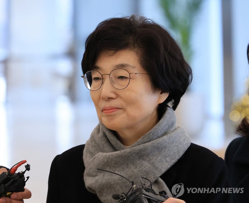 다시 특검 조사 받는 김기현 의원 부인 (출처=연합뉴스)