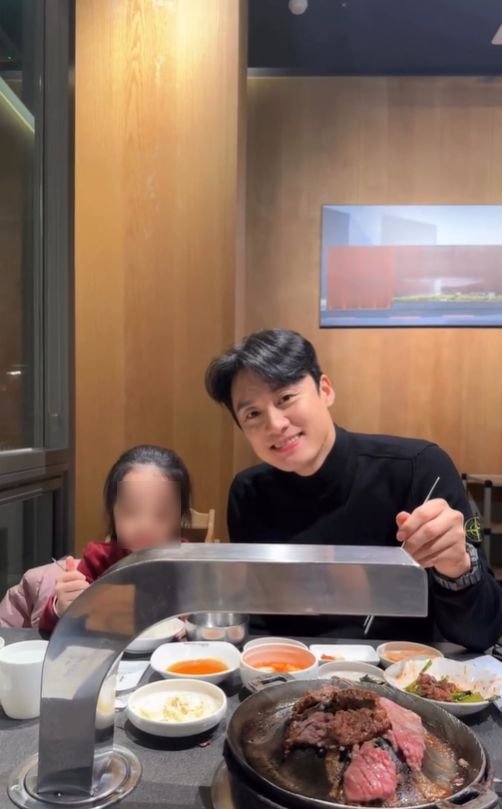 둘째 임신 김소영 "입덧 끝난 7개월 차" 붕어빵 딸과 기차여행