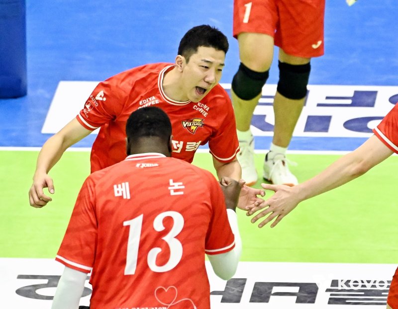 "악몽의 트레이드 잔혹사는 끝났다"… 현대캐피탈, 블랑의 '매직'으로 다시 쓰는 역사