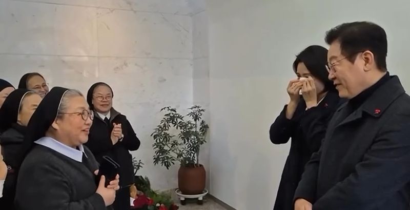 지난 25일 인천 계양구 노틀담수녀원을 찾은 이재명 대통령과 김혜경 여사. 이재명 대통령 인스타그램 캡처