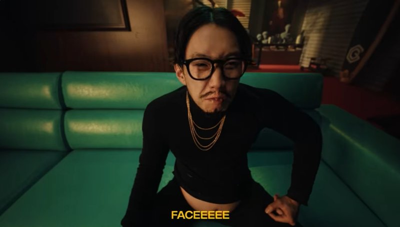 롱샷 뮤직비디오에 등장한 박재범/유튜브 캡처