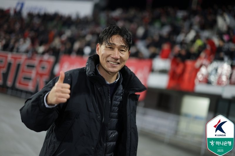 이영민 부천 감독(한국프로축구연맹 제공)