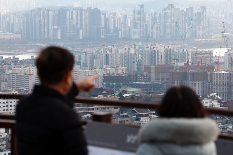서울 남산에서 바라본 아파트 밀집 지역 모습. 뉴시스 자료사진.