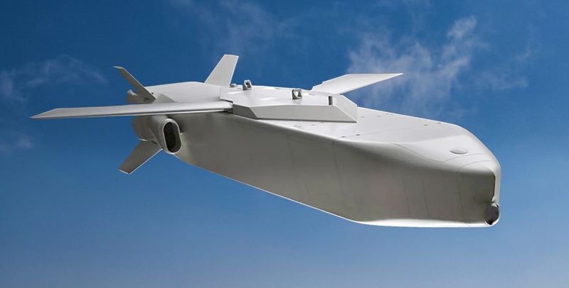 '타우러스 NEO' 공대지 순항미사일 이미지. 1.4t급 TAURUS 미사일은 사거리 500km이며, 약 450kg의 탄두를 탑재하고 있다. 약 100kg의 폭약이 들어 있다. 탄도 미사일과 달리, 지상 50m 이하의 극히 낮은 고도에서 비행할 수 있도록 설계되었다. 동시에 스탠드오프 무기의 배치 전략은 생존성을 위해 적 방공의 약점을 최대한 활용하도록 설계한다. 스웨덴의 사브사도 개발에 참여하고 있다. 사브 홈페이지 캡처