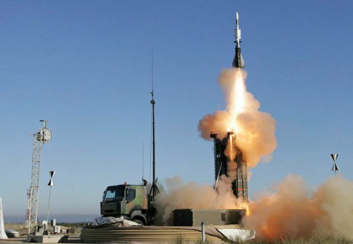 SAMP/T NG는 탄도미사일부터 포병 로켓에 이르기까지 매우 광범위한 위협에 대한 통합 방어를 보장하기 위한 다층 방어 시스템이다. 초음속 탄도미사일과 순항 미사일, 전투기 등을 요격·방어할 수 있다. MBDA 홈페이지 캡처