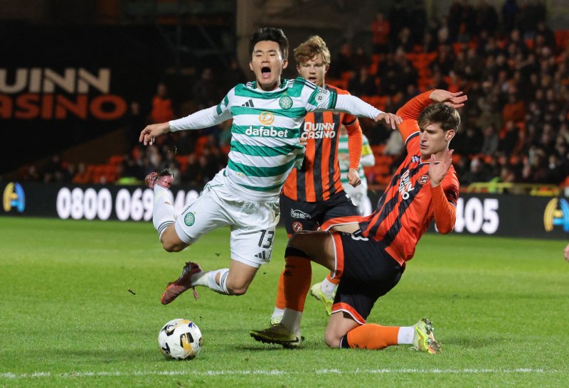 "이게 풀백이라고?" 수비 4명 추풍낙엽... 홍명보호, 역대급 '괴물 측면' 찾았다