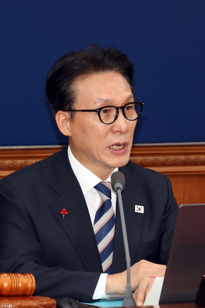 김민석 국무총리가 31일 서울 종로구 정부서울청사에서 열린 임시 국무회의에서 발언하고 있다. 사진=서동일 기자