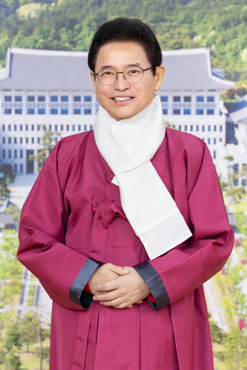 이철우 경북지사는 2026년 신년사를 통해 “속도보다 방향을, 단기 성과보다 지속 가능한 변화를 중시하며 도민과 함께 묵묵히 걸어가겠다”(경북도 제공. 재판매 및 DB금지) /뉴스1