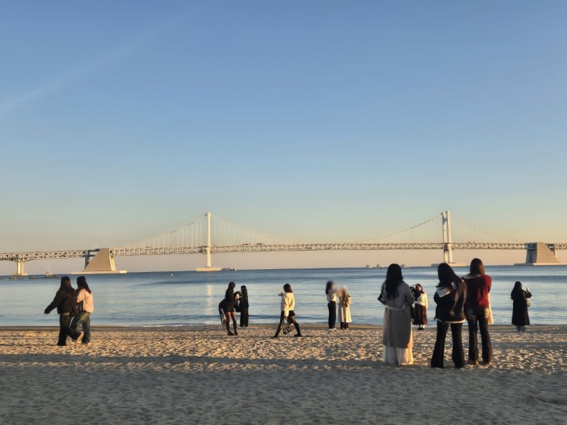 지난 12월 30일 부산 대표 해변 관광지 광안리해수욕장 모습.뉴스1 윤왕근 기자