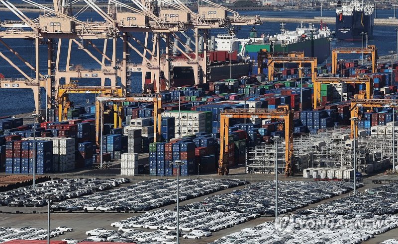 12월 수출 696억달러로 13.4%↑…11개월 연속 '수출 플러스' (출처=연합뉴스)