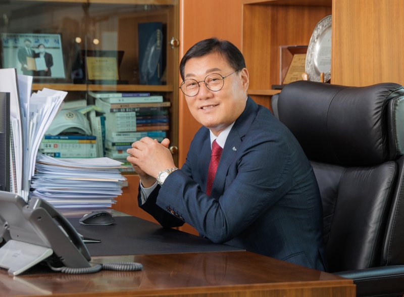 [합천=뉴시스] 김윤철 합천군수 (사진=합천군 제공) 2026. 01. 01. photo@newsis.com *재판매 및 DB 금지