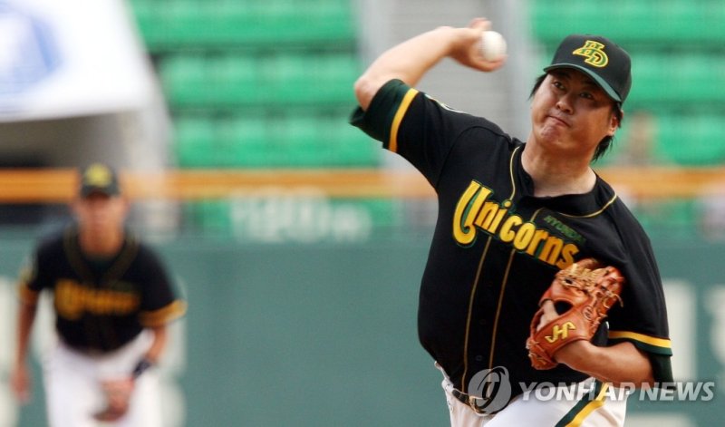 역투하는 전준호 (출처=연합뉴스)