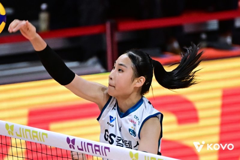 공격하는 GS칼텍스의 최유림 (출처=연합뉴스)