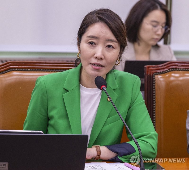 국회 외통위 보임한 민주당 강선우 의원 (출처=연합뉴스)