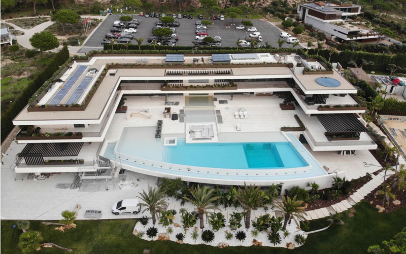 크리스티아누 호날두의 초호화 저택/사진=더 미러 캡처