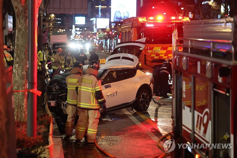 종각역 전기차 사고 현장 (출처=연합뉴스)