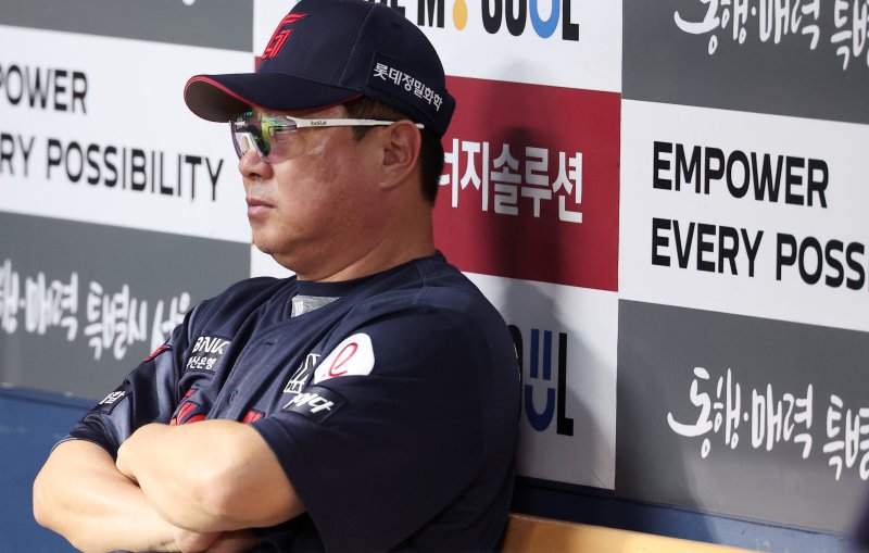 "구단이 도대체 무슨 죄인가"… 줄부상에 사생활 논란까지, 롯데의 겨울이 잔인하다