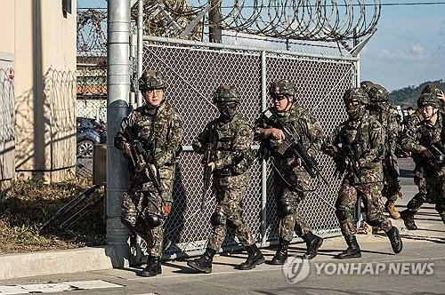 [시간들] '군대 보내달라'는 50·60…그들의 생각이 기발한 이유 (출처=연합뉴스)