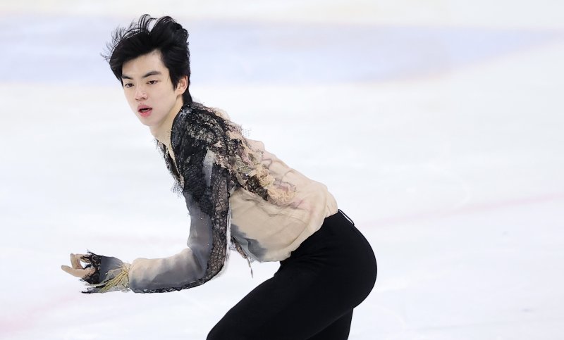 피겨스케이팅 선수 차준환(서울시청)이 4일 서울 양천구 목동 아이스링크에서 열린 제80회 전국남녀 피겨스케이팅 종합선수권대회 남자 시니어 프리 스케이팅에서 연기를 펼치고 있다. 2026.1.4/뉴스1 ⓒ News1 김성진 기자