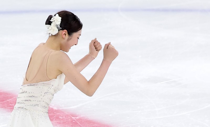 피겨스케이팅 선수 신지아(세화여고)가 4일 서울 양천구 목동 아이스링크에서 열린 제80회 전국남녀 피겨스케이팅 종합선수권대회 여자 시니어 프리 스케이팅에서 연기를 마친 후 환호하고 있다. 2026.1.4/뉴스1 ⓒ News1 김성진 기자