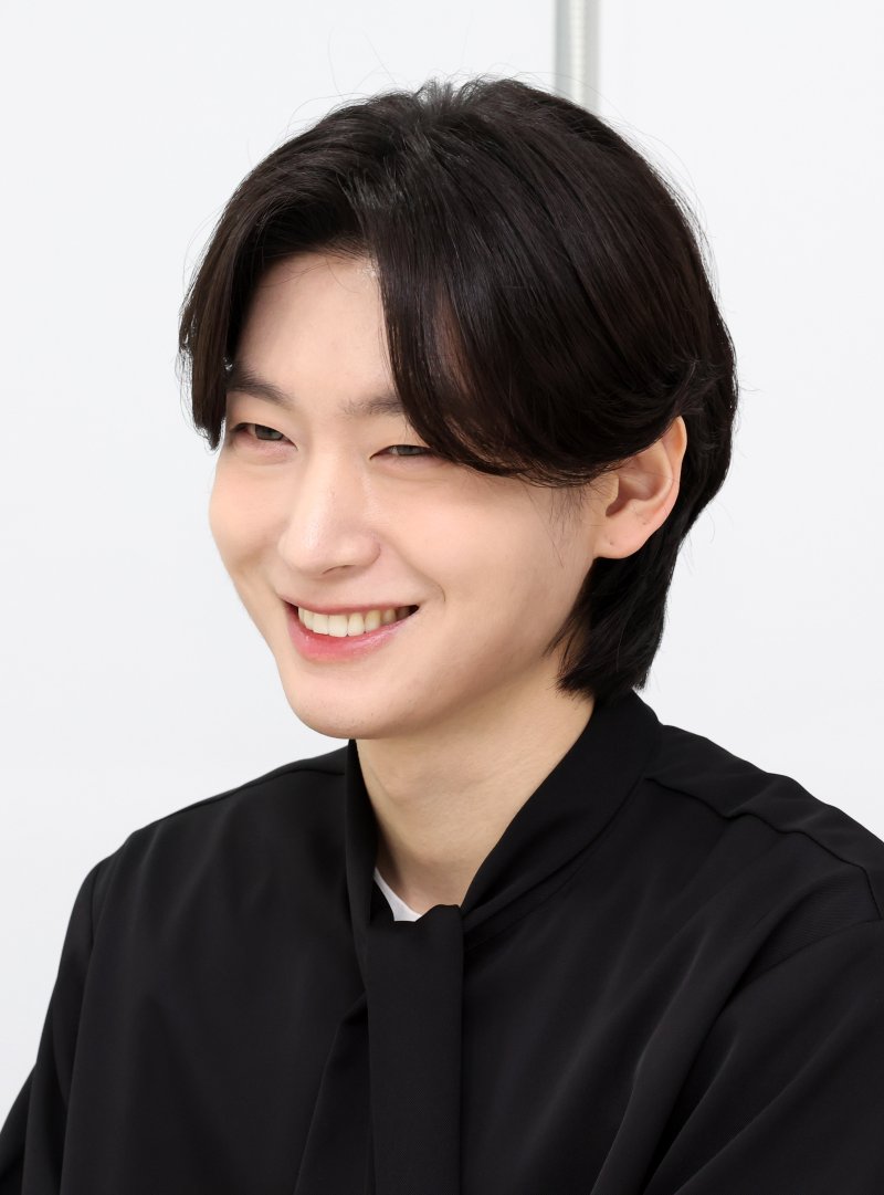 [인터뷰]"팬들은 내 심장"…초대천왕 김용빈의 진심