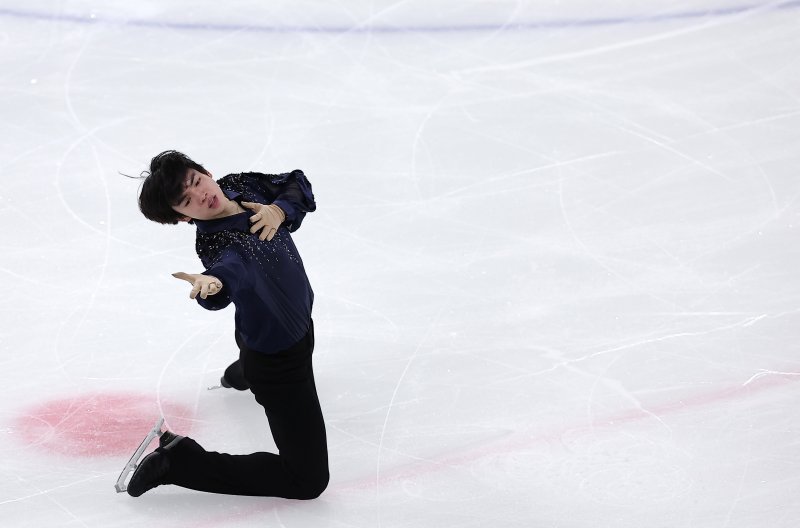 피겨스케이팅 선수 차준환이 3일 서울 양천구 목동 아이스링크에서 열린 제80회 전국남녀 피겨스케이팅 종합선수권대회에서 쇼트 프로그램 연기를 펼치고 있다. 2026.1.3/뉴스1 ⓒ News1 김성진 기자