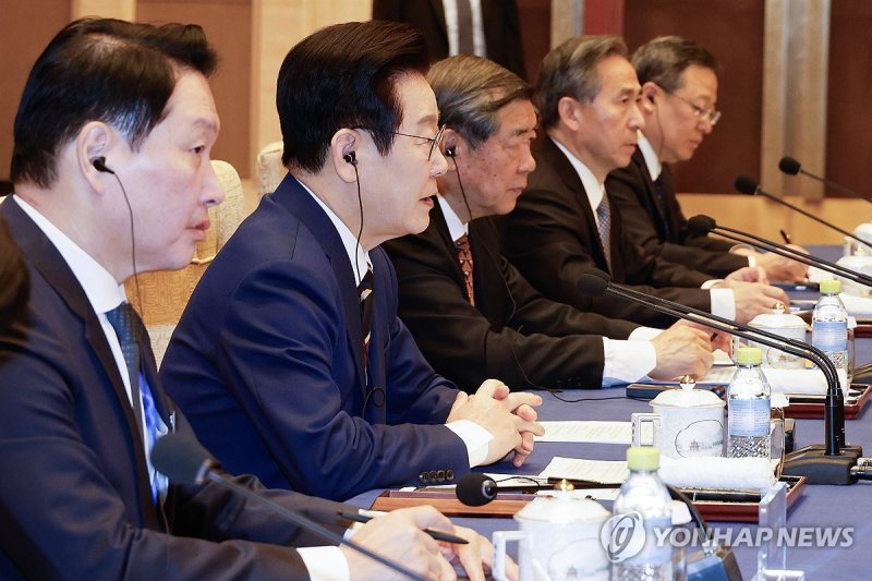 이재명 대통령, 한·중 비즈니스 포럼 발언 (출처=연합뉴스)