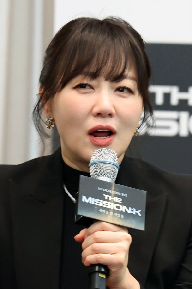 [서울=뉴시스] 박진희 기자 = K-pop 뮤지컬 콘서트 '더 미션:K(The Mission:K)' 총괄 프로듀서 겸 음악감독 장소영이 5일 서울 중구 프레스센터에서 기자간담회를 하고 있다. 2026.01.05. pak7130@newsis.com