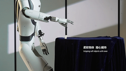 홍콩의 다이몬 로보틱스(Daimon Robotics)가 선보인 촉각 인식 기능을 갖춘 로봇의 모습. 사진=다이몬 로보틱스 제공